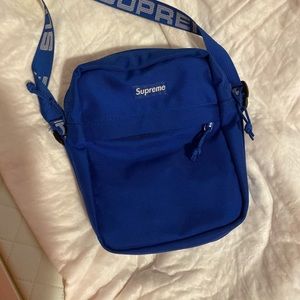 Supreme shoulder bag (deadstock)
